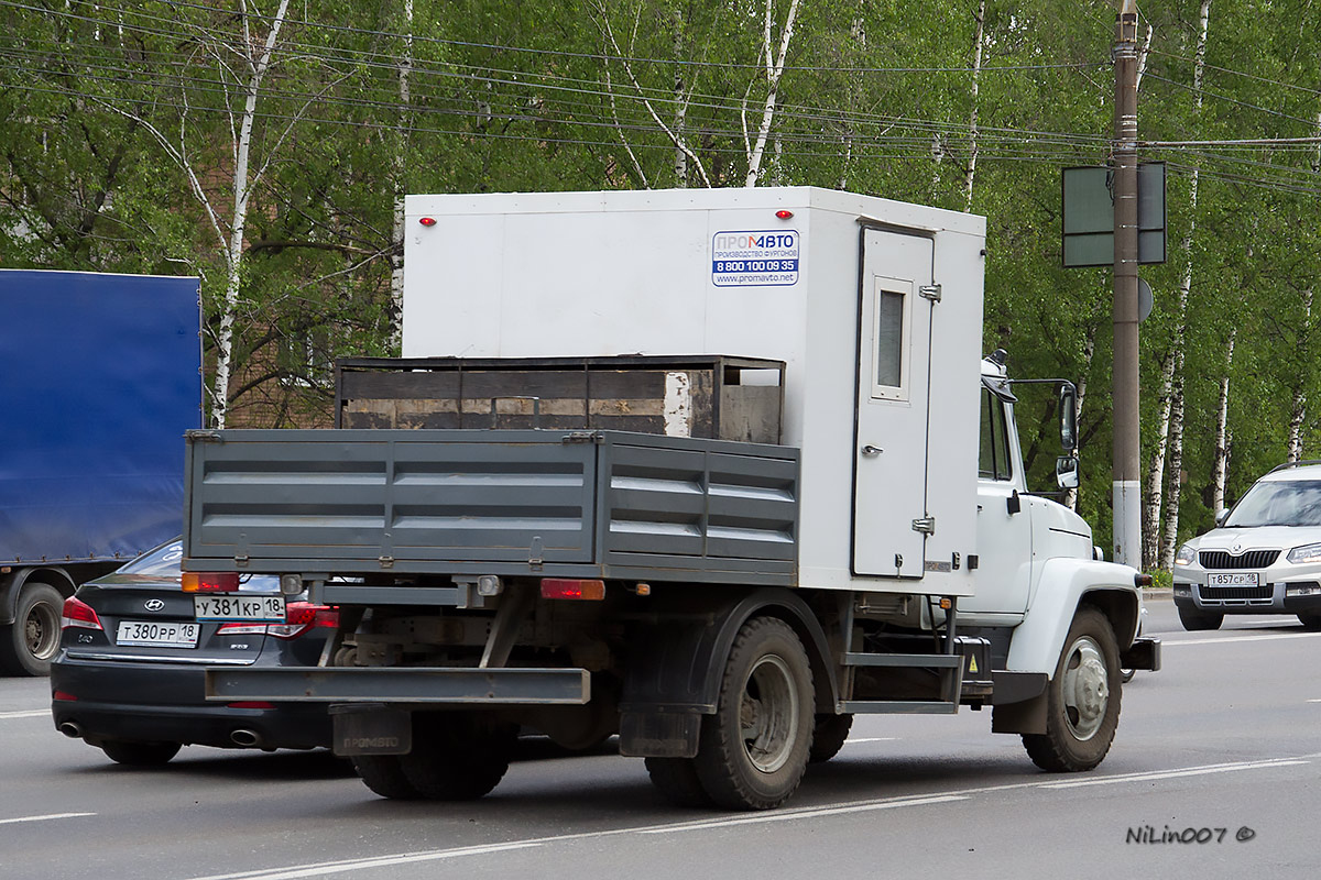 Удмуртия, № У 381 КР 18 — ГАЗ-3309