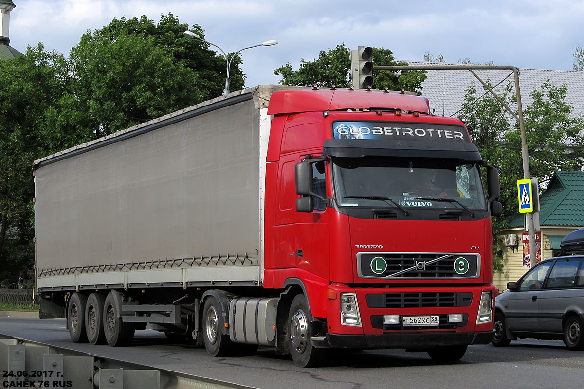Вологодская область, № Т 562 ХС 35 — Volvo ('2002) FH12.440