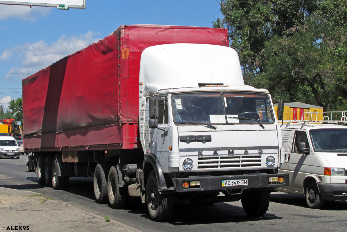 Днепропетровская область, № АЕ 3412 ЕМ — КамАЗ-5410