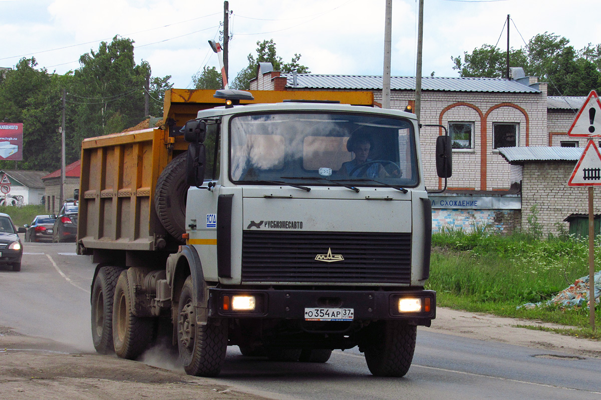 Ивановская область, № О 354 АР 37 — МАЗ-5516A5