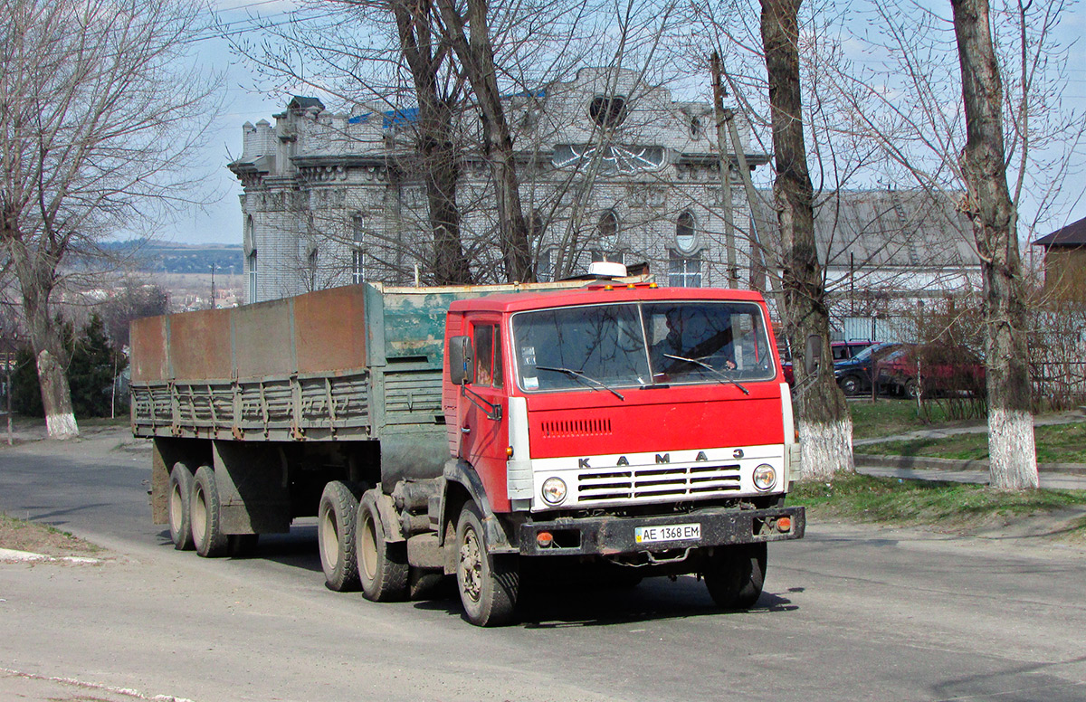 Днепропетровская область, № АЕ 1368 ЕМ — КамАЗ-5410