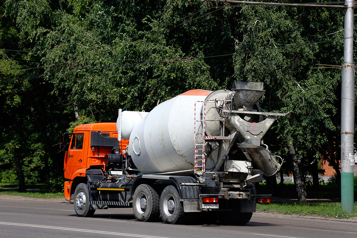 Пензенская область, № О 072 НН 58 — КамАЗ-6520-61