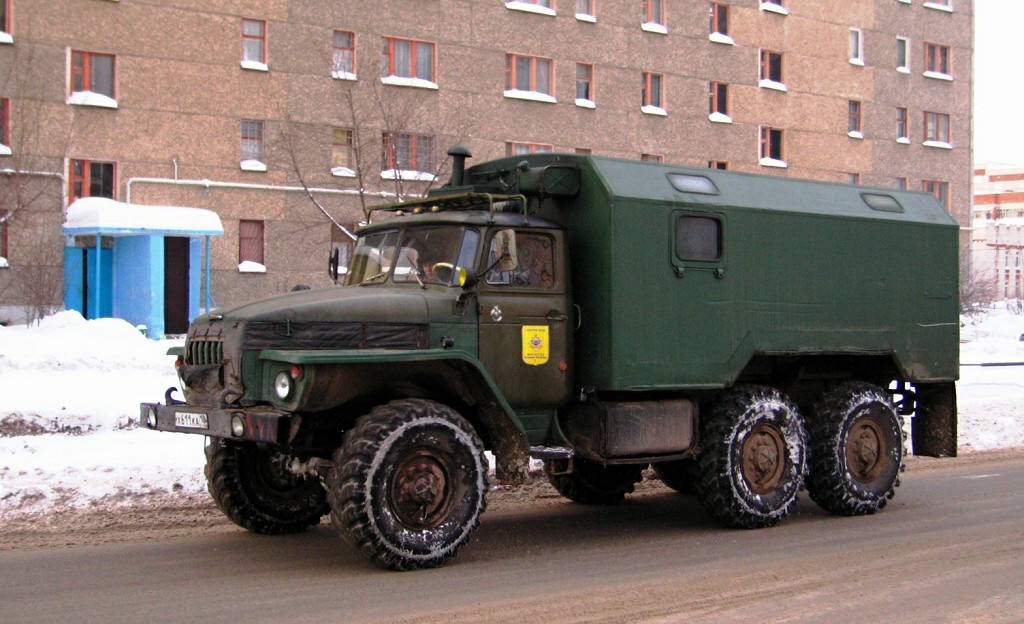 Удмуртия, № Х 611 КА 18 — Урал-43203