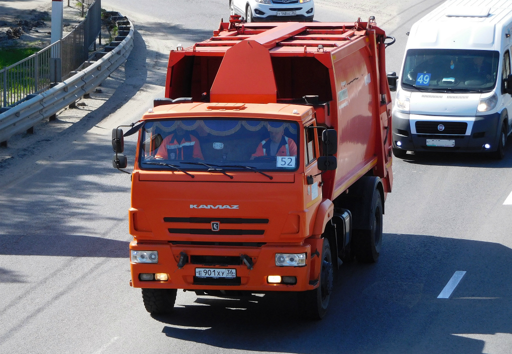Воронежская область, № Е 901 ХУ 36 — КамАЗ-53605-A4(23)