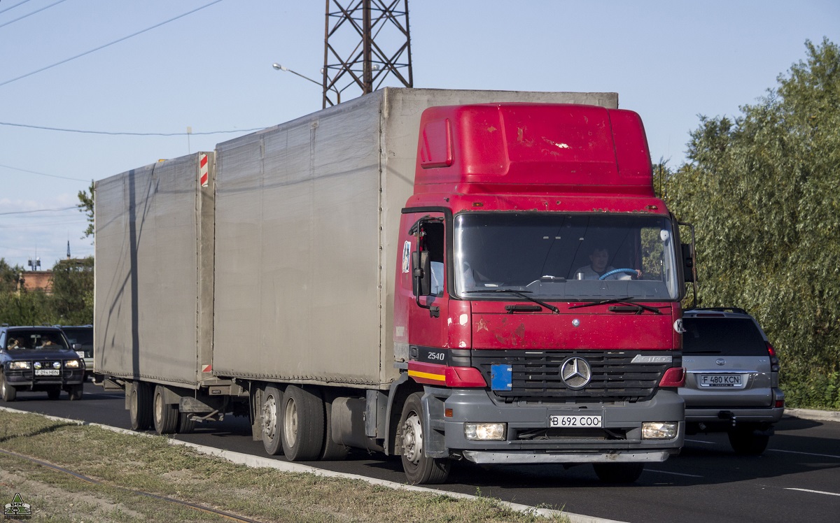 Алматинская область, № B 692 COO — Mercedes-Benz Actros ('1997) 2540
