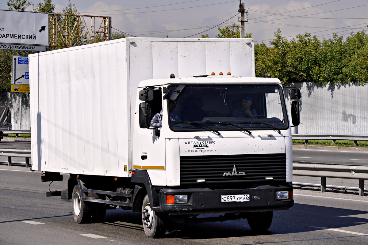 Алтайский край, № Е 897 УР 22 — МАЗ-437143