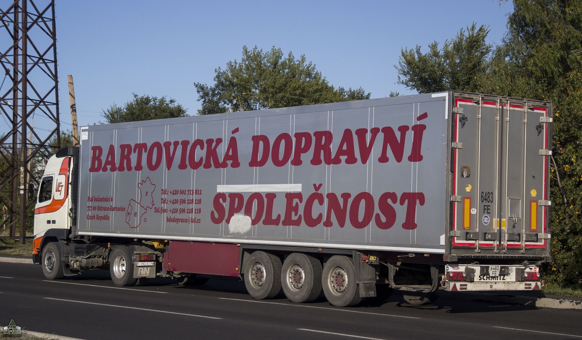 Восточно-Казахстанская область, № 6483 FE — Schmitz Cargobull S.KO (SCB*S3B) общ.мод