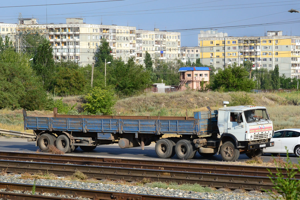 Волгоградская область, № М 657 РХ 34 — КамАЗ-54112