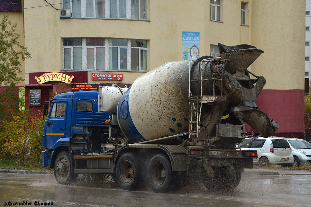 Саха (Якутия), № М 318 КУ 14 — КамАЗ-65115 (общая модель)
