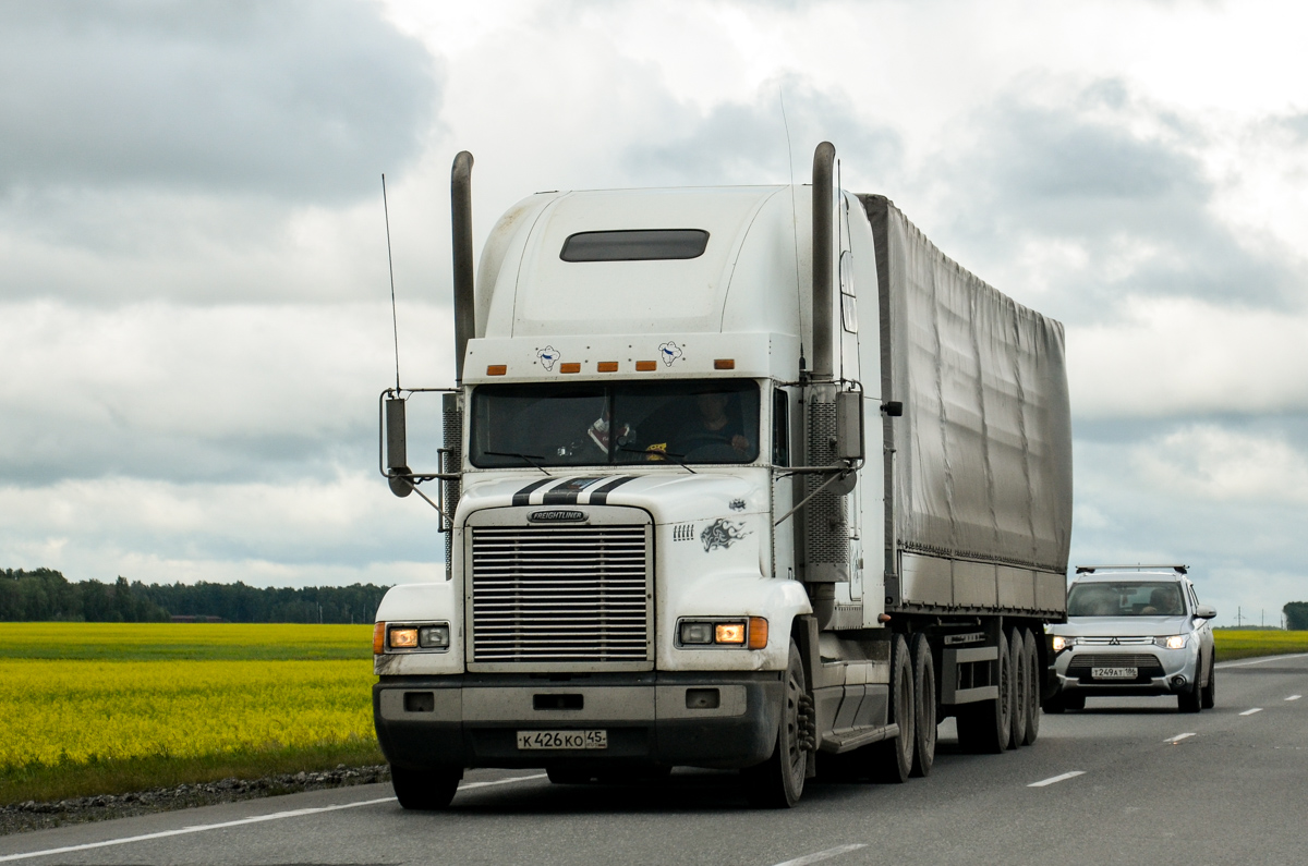 Курганская область, № К 426 КО 45 — Freightliner FLD 120