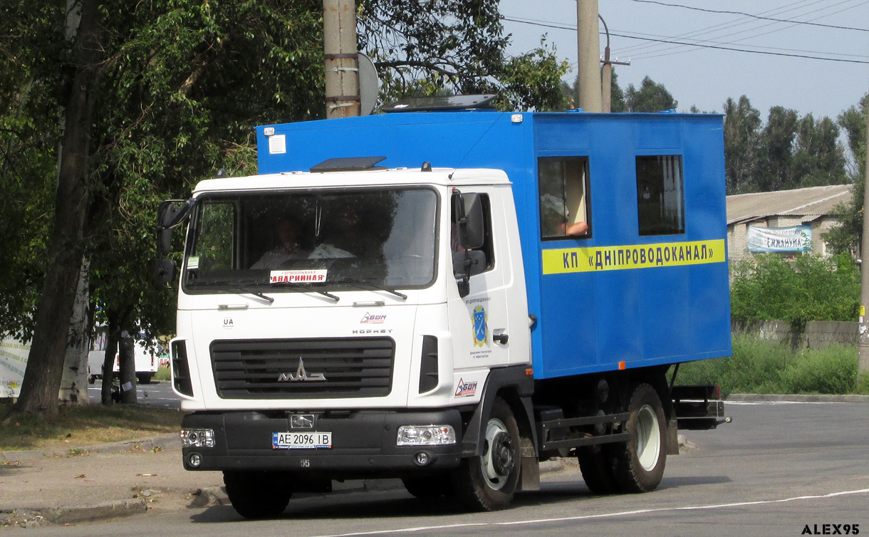 Днепропетровская область, № АЕ 2096 ІВ — МАЗ-4371N2