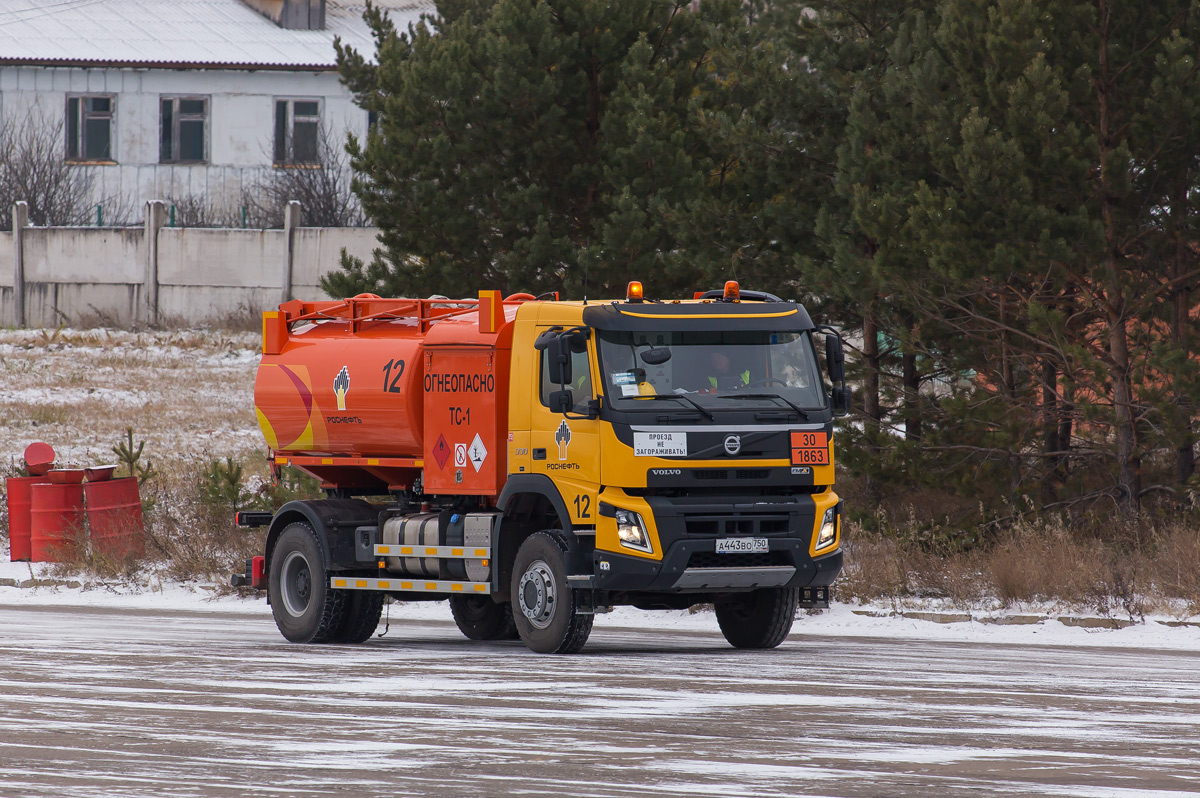 Московская область, № 12 — Volvo ('2013) FMX-Series