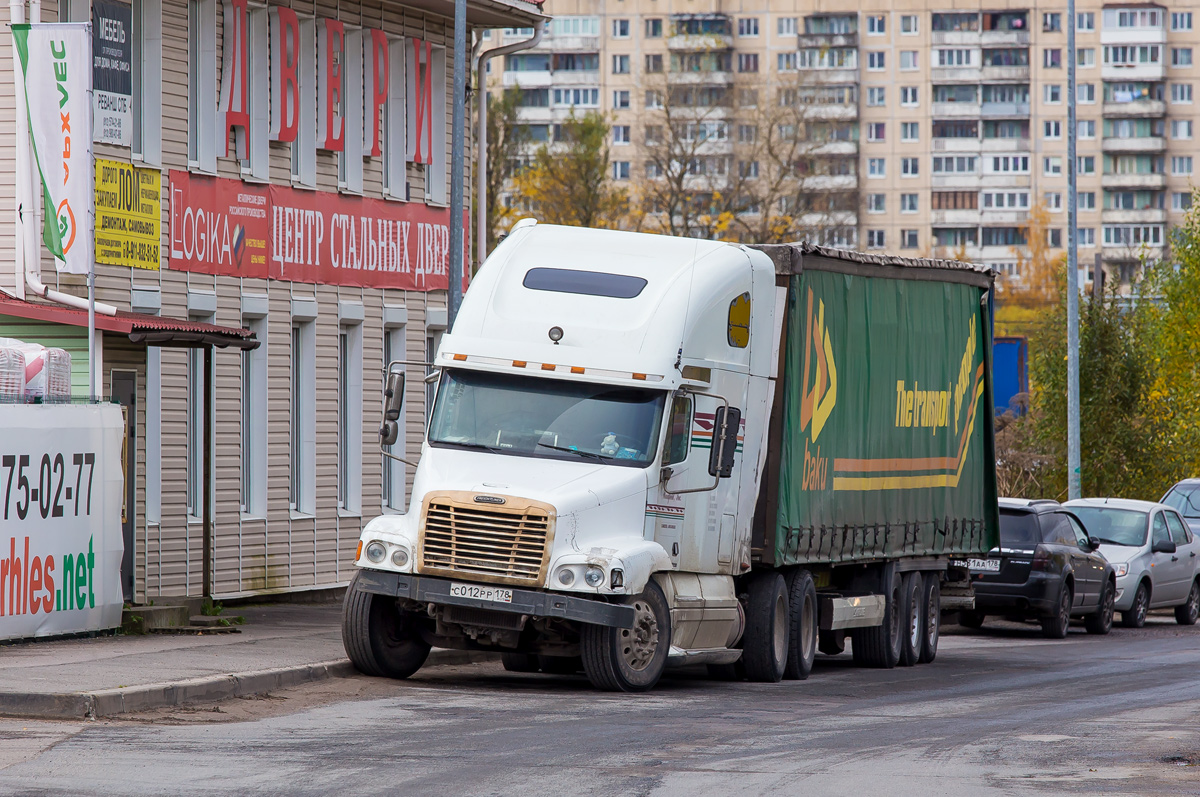 Архангельская область, № С 012 РР 178 — Freightliner Century Class