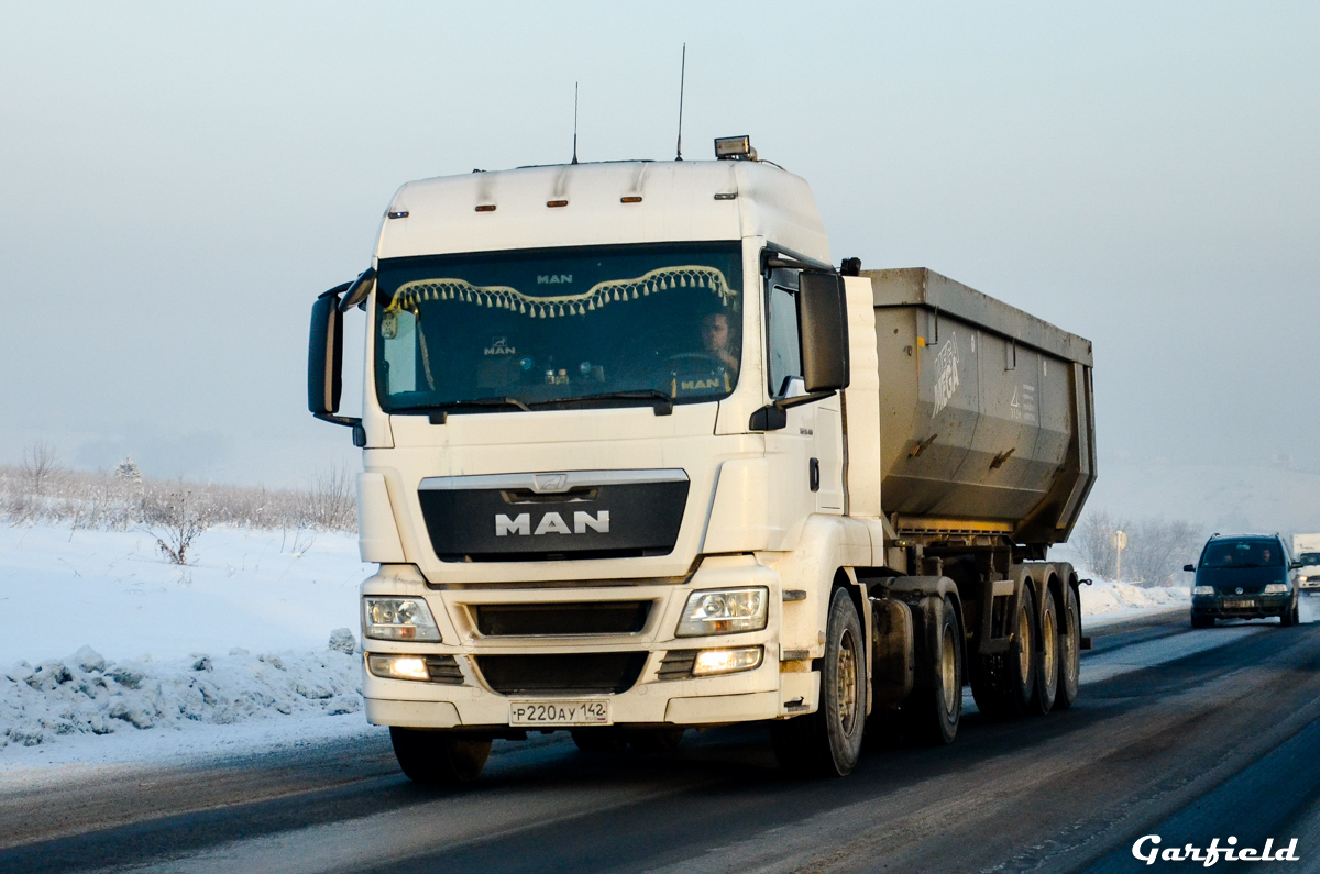Кемеровская область, № Р 220 АУ 142 — MAN TGS 18.400