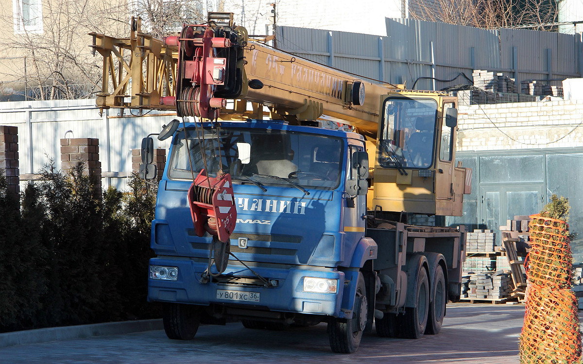 Воронежская область, № У 801 ХС 36 — КамАЗ-65115-A4(23)