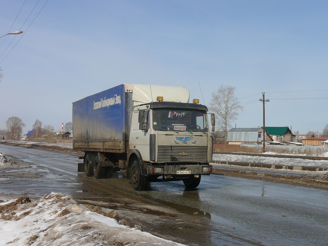 Удмуртия, № М 166 УА 18 — МАЗ-6303 [630300]