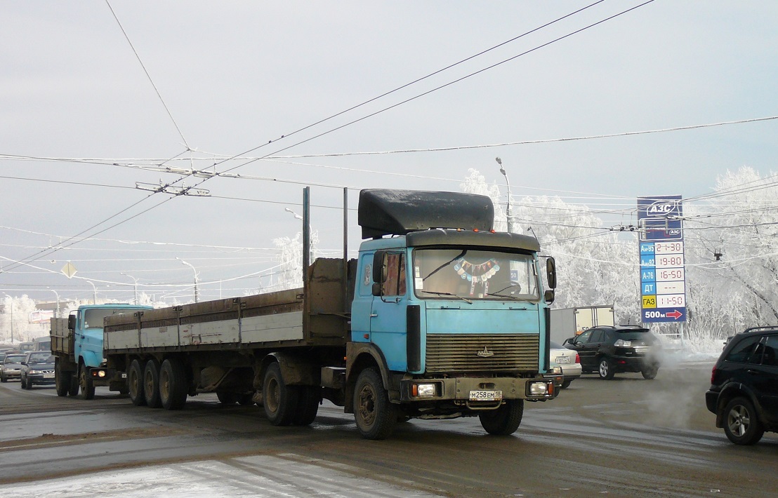 Удмуртия, № М 258 ЕМ 18 — МАЗ-54323