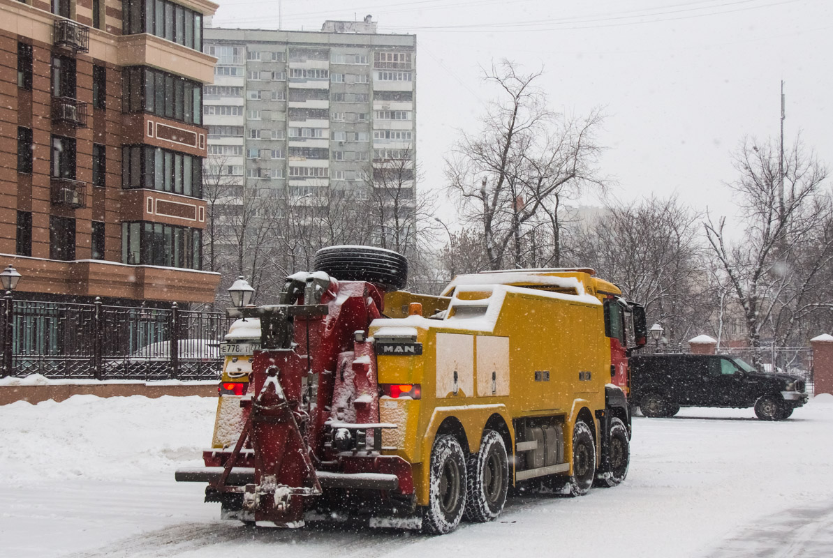 Москва, № 3215 — MAN TGS 41.440