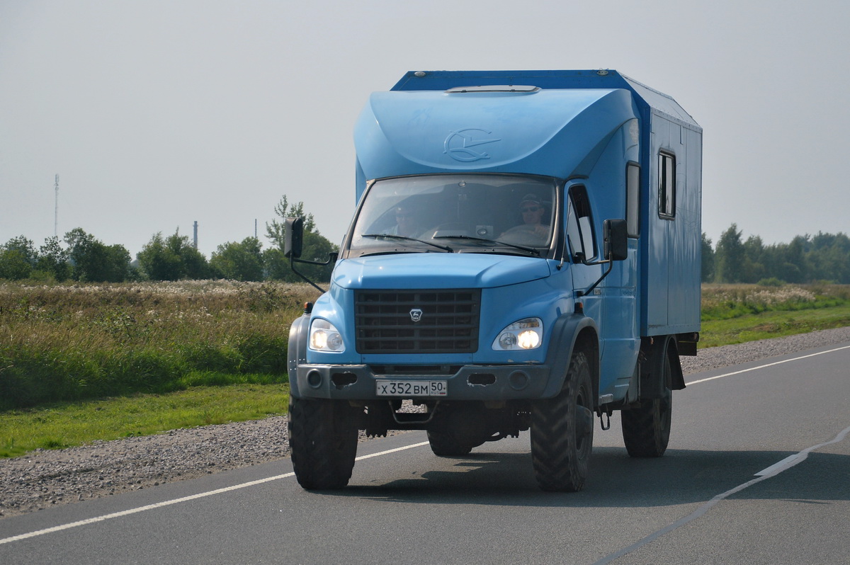 Московская область, № Х 352 ВМ 50 — ГАЗ-33081 «Садко»