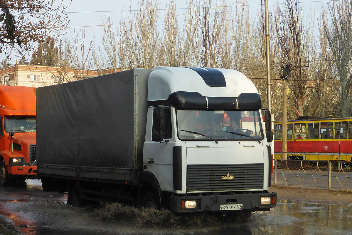 Челябинская область, № М 296 ЕУ 174 — МАЗ-437041