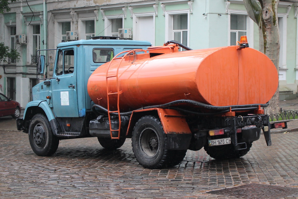 Одесская область, № ВН 1693 СІ — ЗИЛ-432932