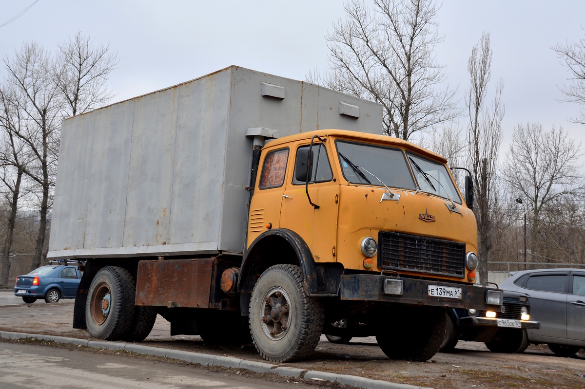 Ростовская область, № Е 139 МА 61 — МАЗ-5335
