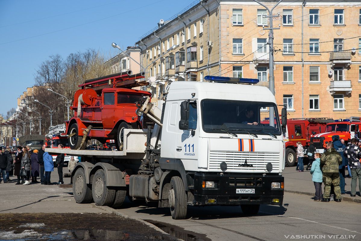 Архангельская область, № 111 — МАЗ-6312A8