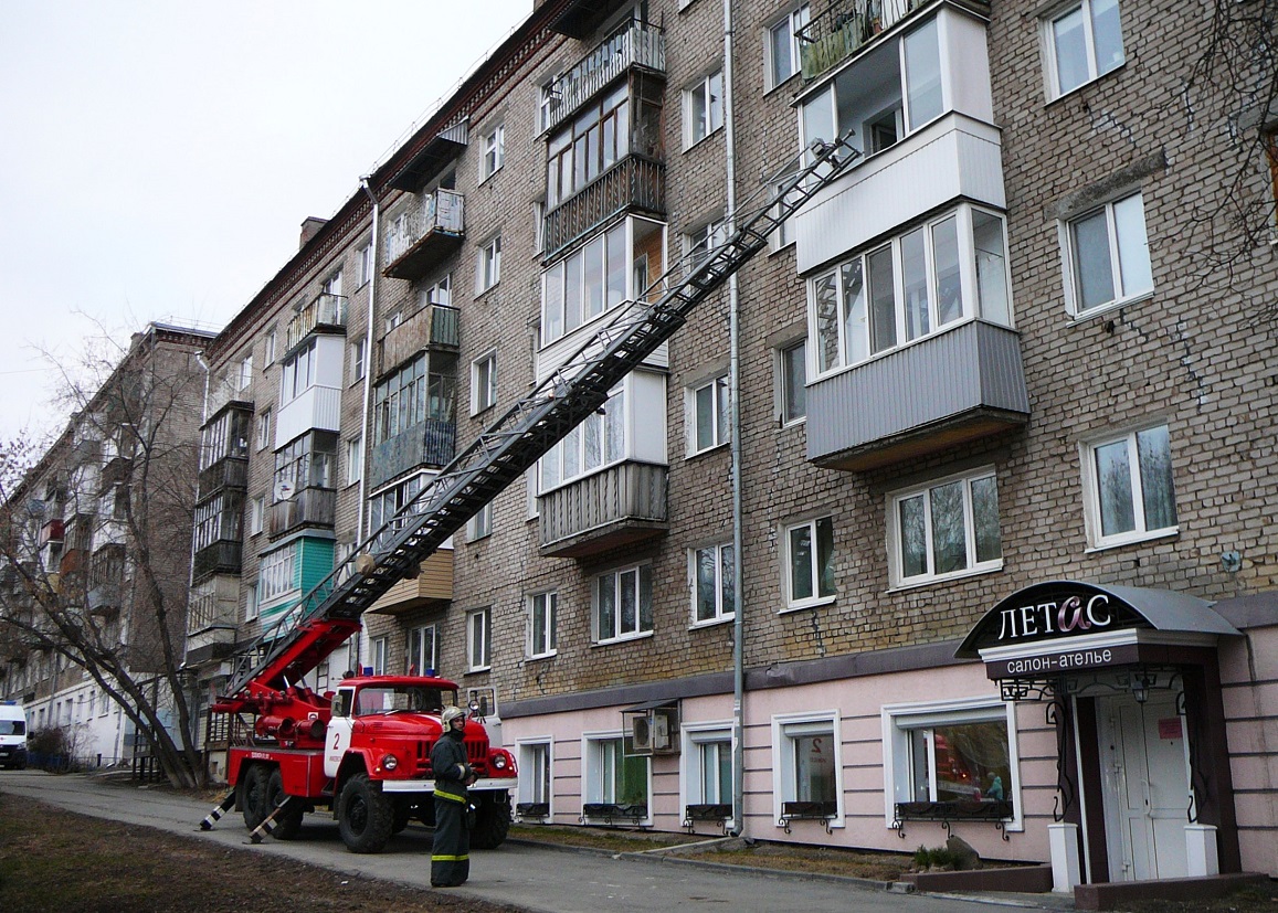 Удмуртия, № Е 715 КА 18 — ЗИЛ-131 (общая модель)