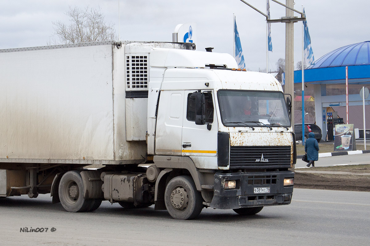Удмуртия, № В 381 КС 18 — МАЗ-5440A5