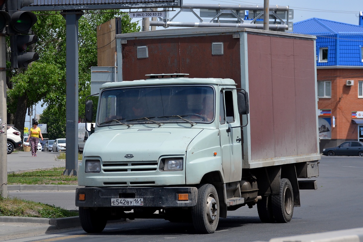 Ростовская область, № Е 542 ВУ 161 — ЗИЛ-5301АО "Бычок"