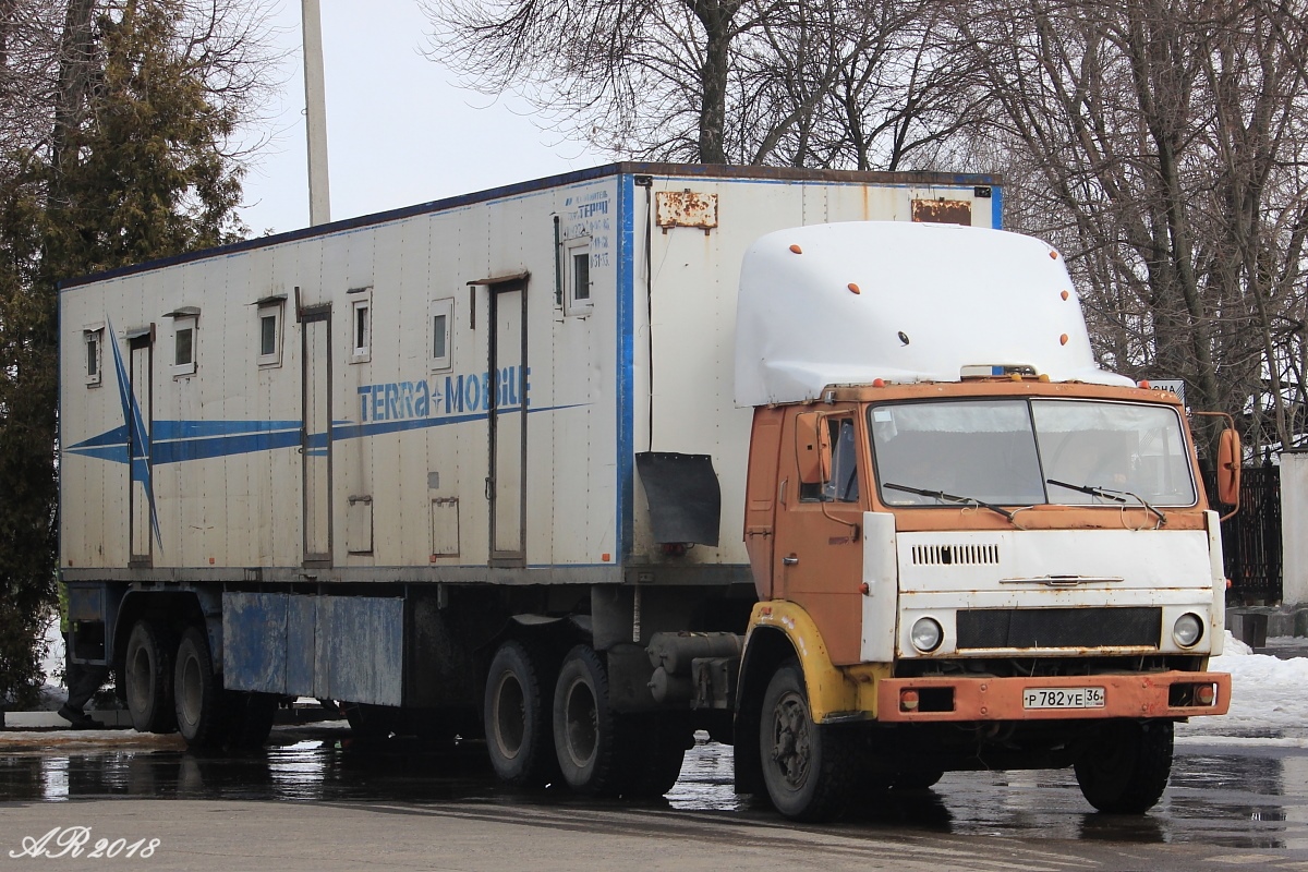 Воронежская область, № Р 782 УЕ 36 — КамАЗ-54112