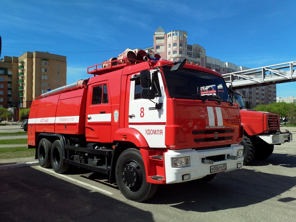 Тверская область, № М 006 РЕ 69 — КамАЗ-65115-A4(23)