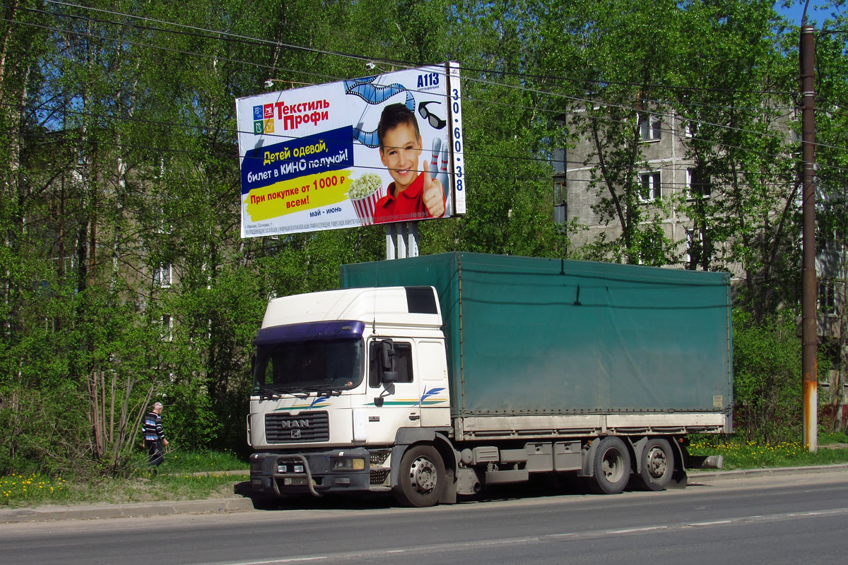 Ивановская область, № М 823 КВ 37 — MAN F2000 26.414