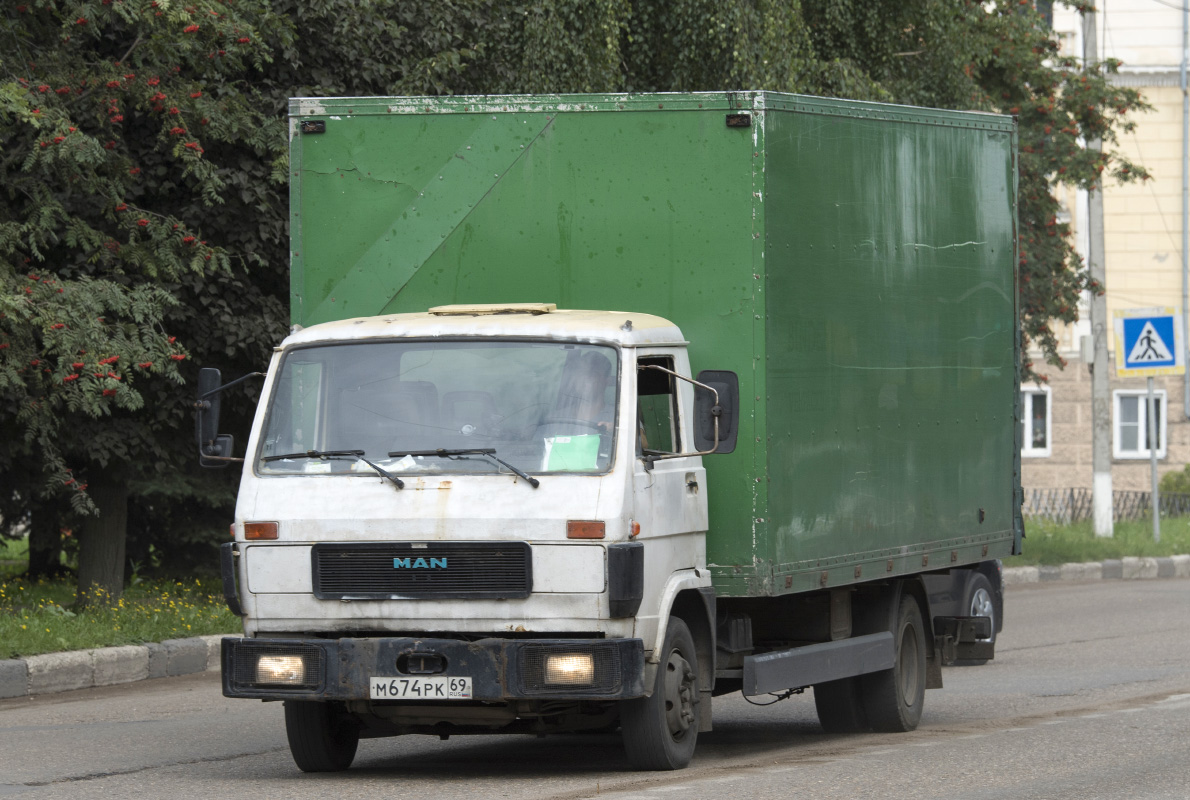 Тверская область, № М 674 РК 69 — VW-MAN G90