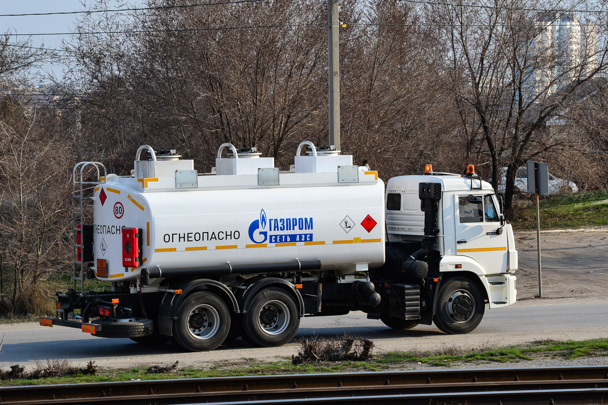 Волгоградская область, № В 073 ТХ 134 — КамАЗ-65115-L4(19)