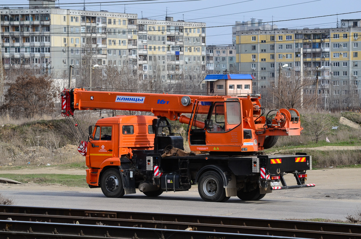 Волгоградская область, № В 764 УУ 134 — КамАЗ-43253-R4(28)