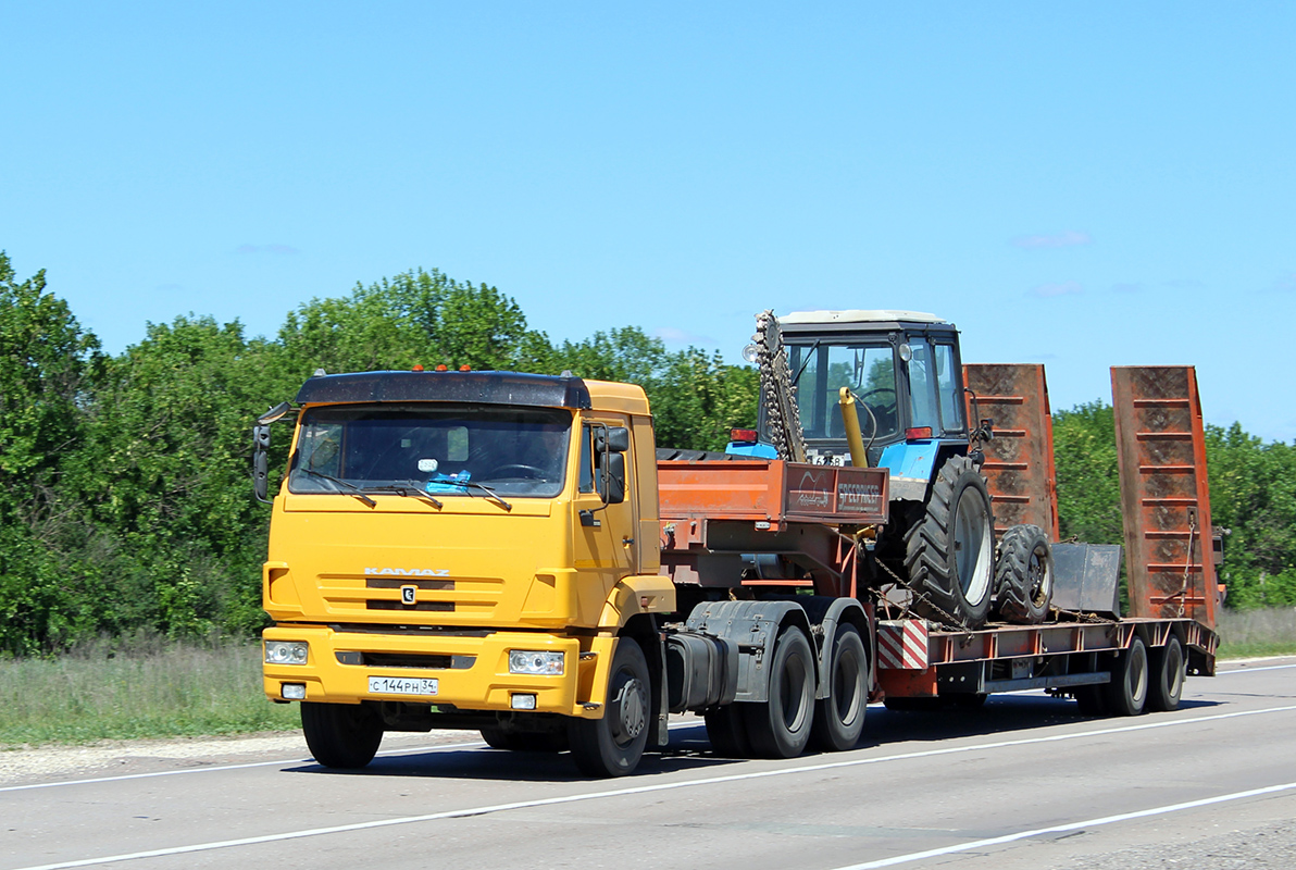 Волгоградская область, № С 144 РН 34 — КамАЗ-65116-N3(78)