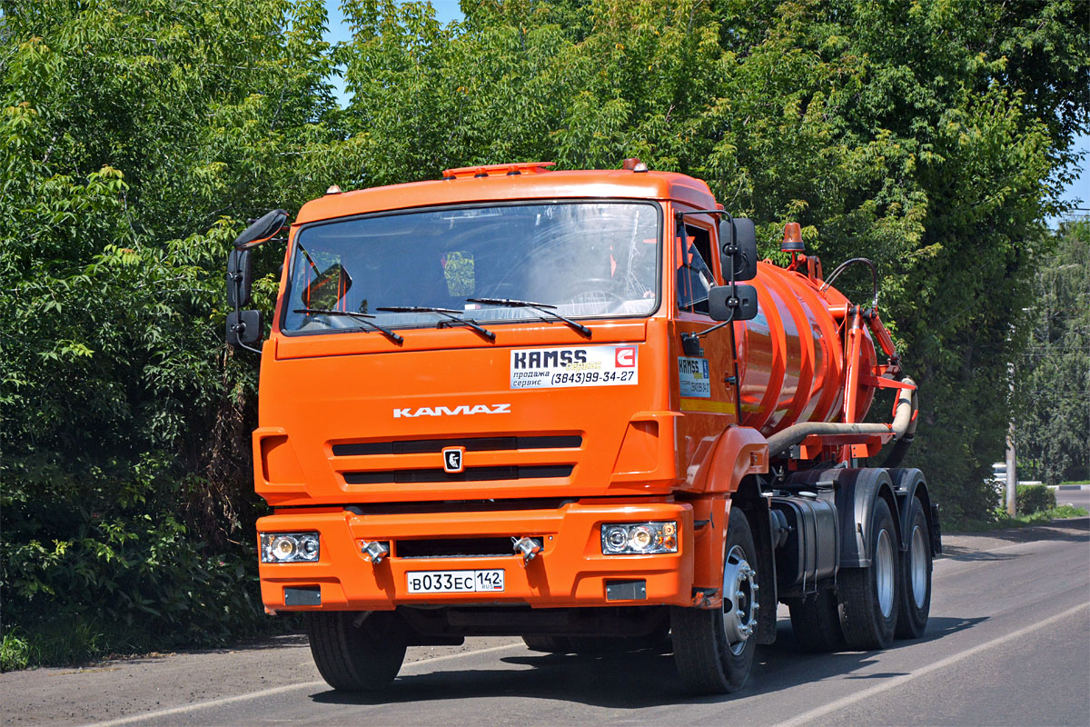 Кемеровская область, № В 033 ЕС 142 — КамАЗ-65115-L4(19)