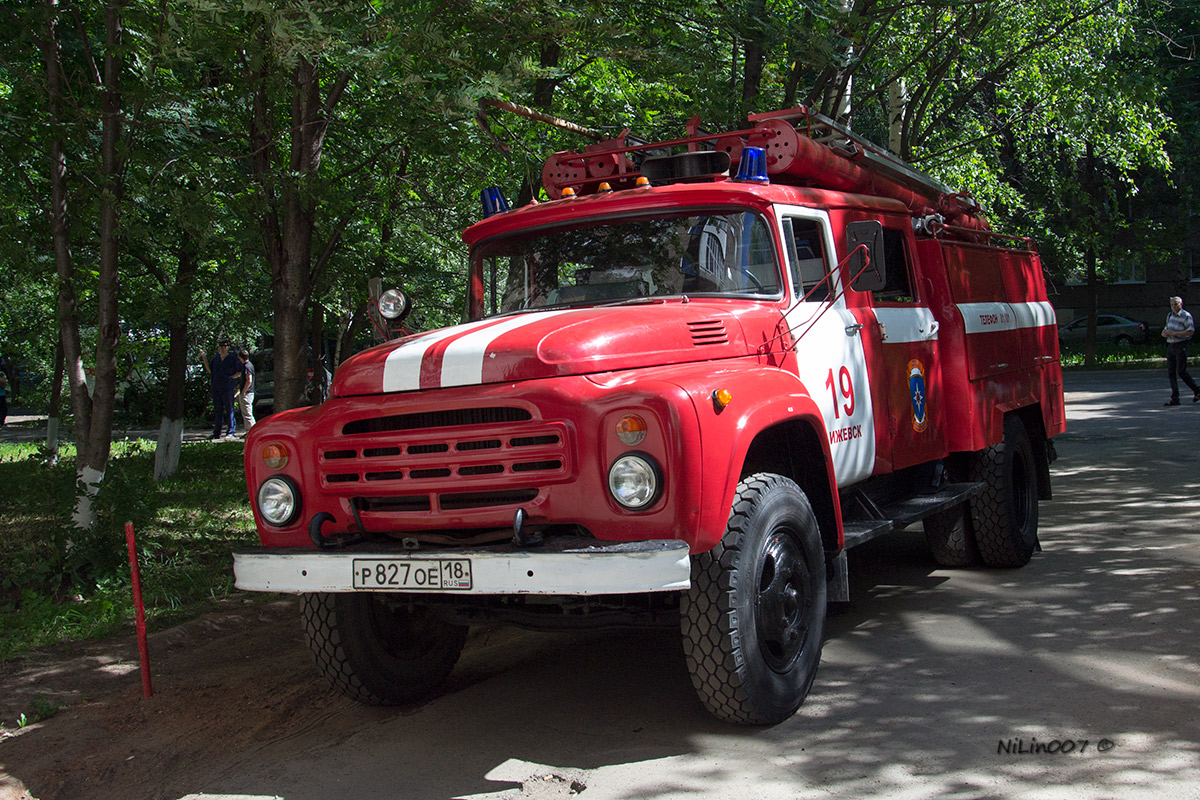 Удмуртия, № Р 827 ОЕ 18 — ЗИЛ-431412