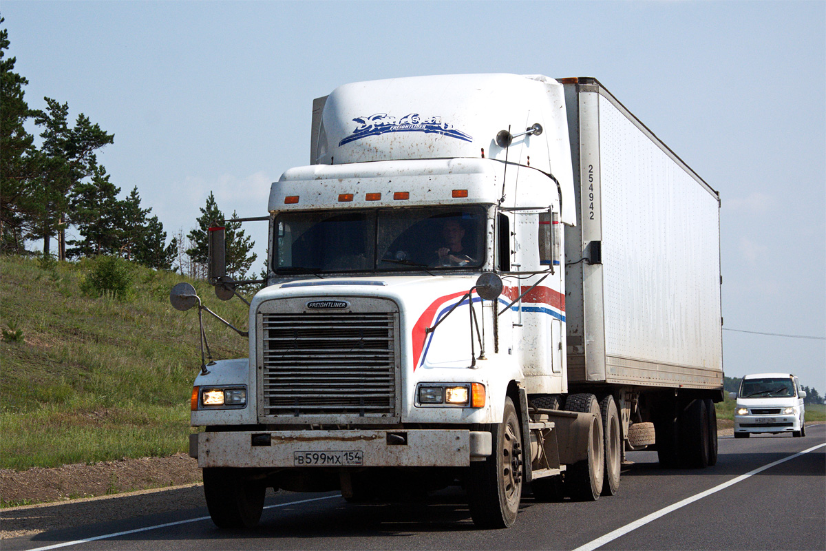Новосибирская область, № В 599 МХ 154 — Freightliner FLD 120