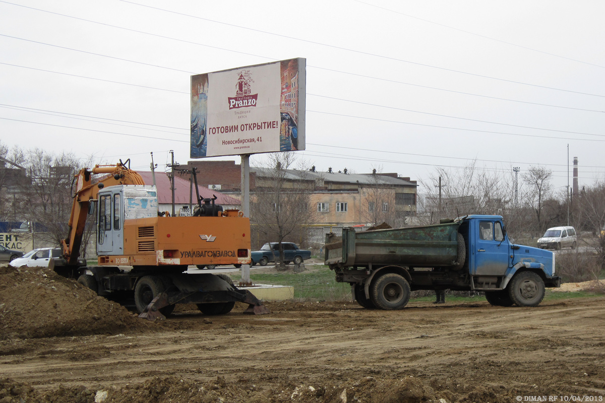 Волгоградская область, № 7800 ВА 34 — ЭО-33211А; Волгоградская область — Автомобили с нечитаемыми на фото номерами