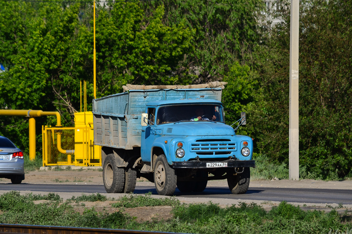Волгоградская область, № А 229 АА 34 — ЗИЛ-495810