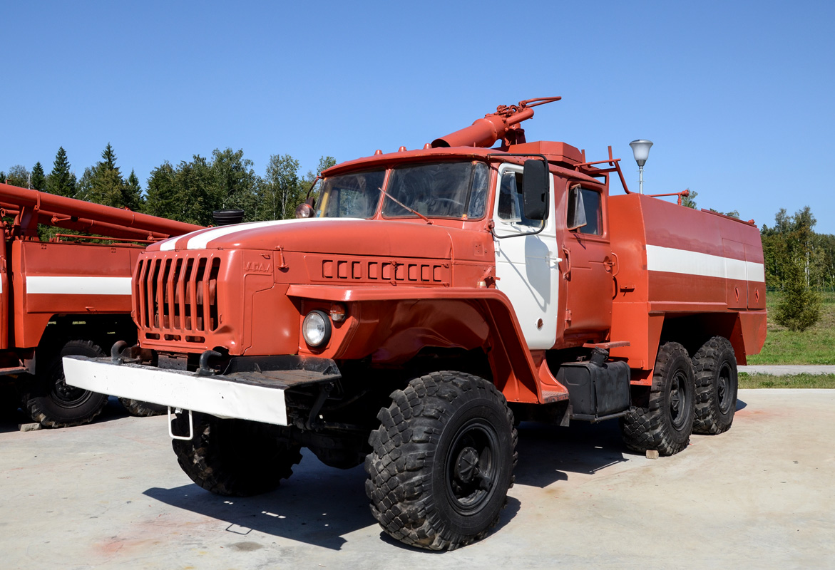 Московская область, № 1-52 — Урал-4320 / 5557 (общая модель)