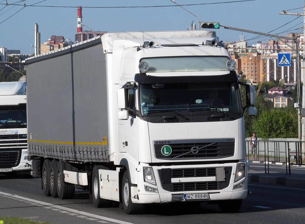 Польша, № WZ 8884N — Volvo ('2008) FH.480