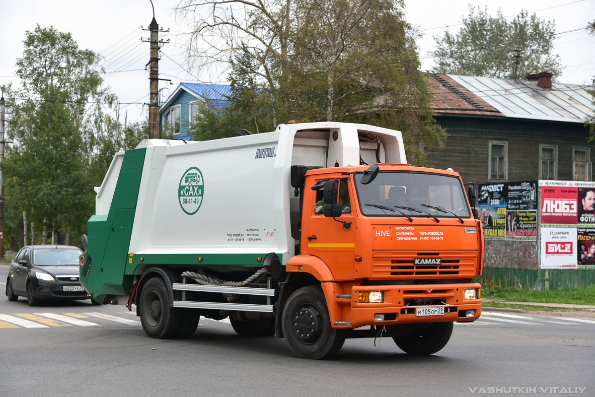 Архангельская область, № М 105 ОР 29 — КамАЗ-53605-D3(97)