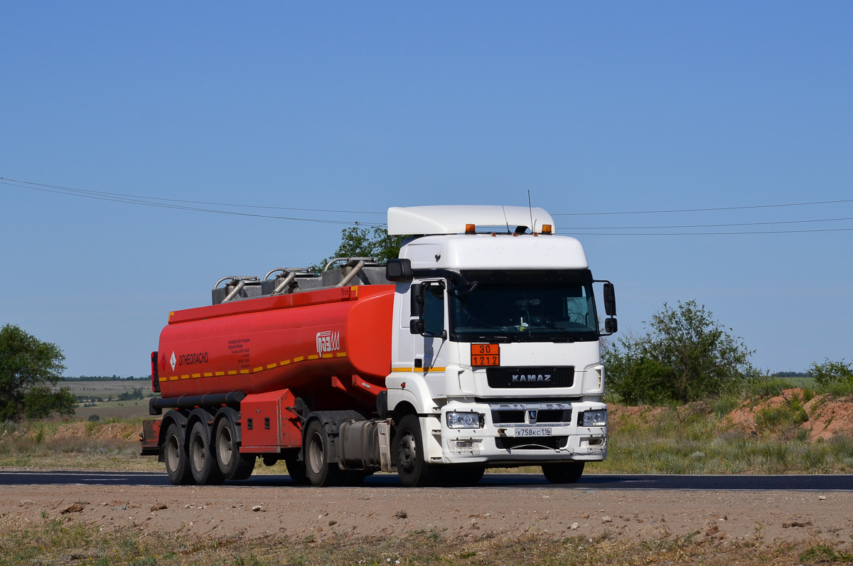Татарстан, № Х 758 КС 116 — КамАЗ-5490-S5(87)