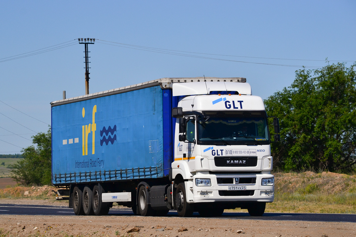 Чувашия, № Е 751 УХ 21 — КамАЗ-5490-S5(87)