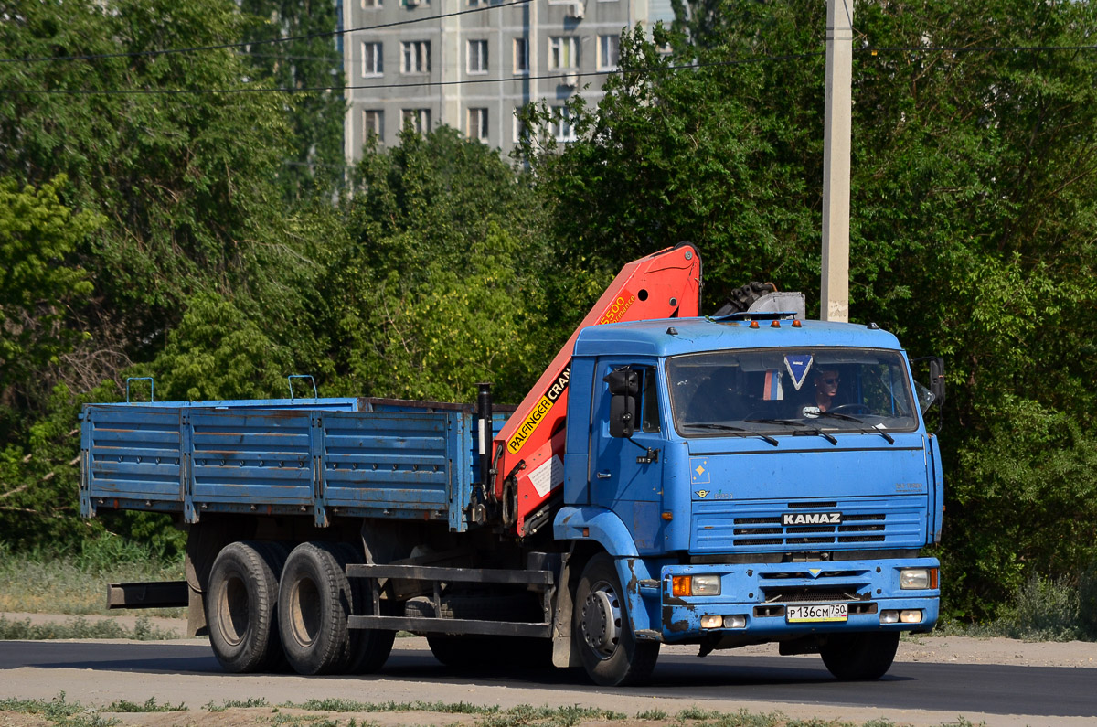 Волгоградская область, № Р 136 СМ 750 — КамАЗ-65117-62