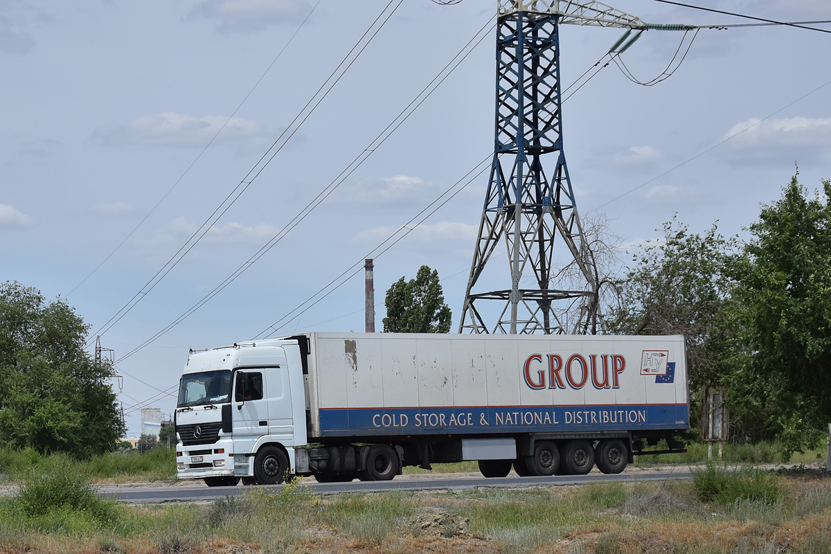 Волгоградская область, № С 096 ОК 34 — Mercedes-Benz Actros ('1997) 1843