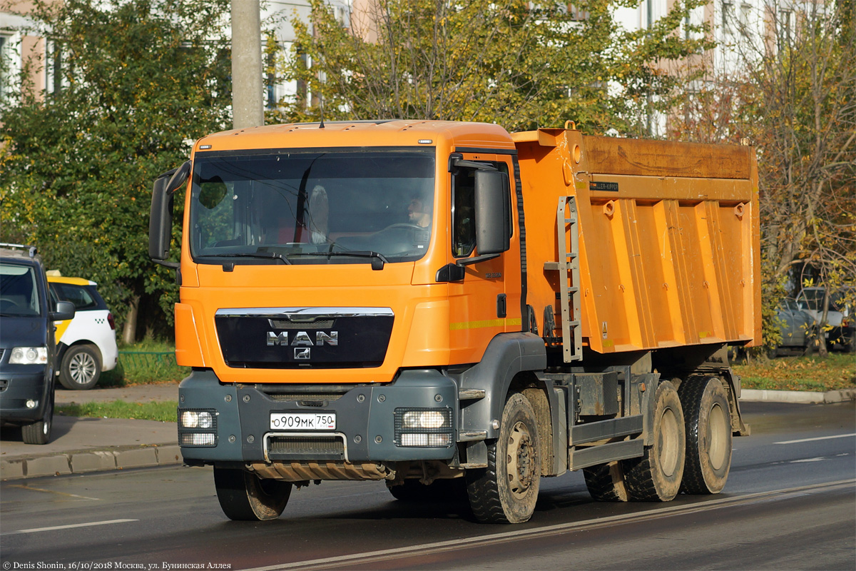 Московская область, № О 909 МК 750 — MAN TGS 33.350